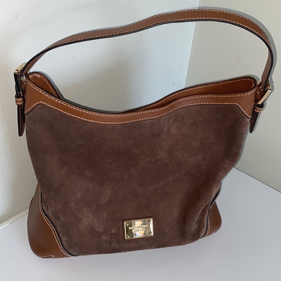 Michael Kors. 'jet Set' Code: B-1206 Taupe Brown Suede Leather Tote. - Picture 13 of 13